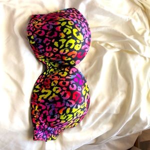 Victoria’s Secret PINK push-up strapless bra